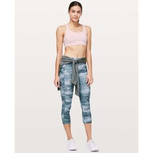 Lululemon Speed Up Crop in Azurite Mint Tint Multi Size 8